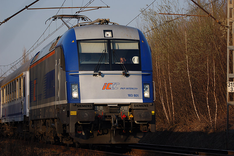 pociąg EIC 5310 i Husarz