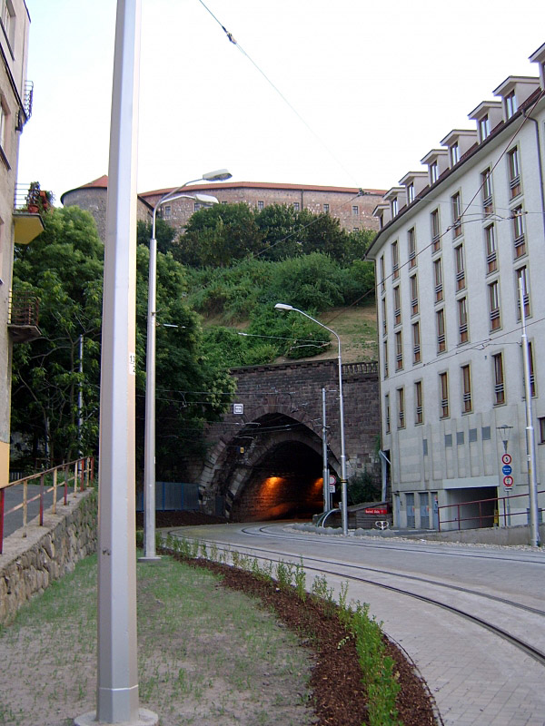 Tunel pod wzgórzem zamkowym